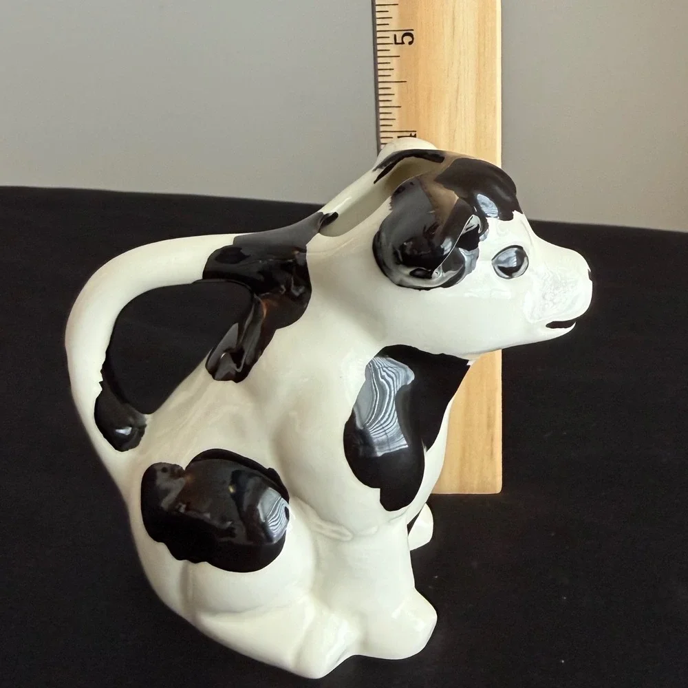Vintage‎ Ceramic Cow Creamer Black White Farmhouse Milk Pitcher